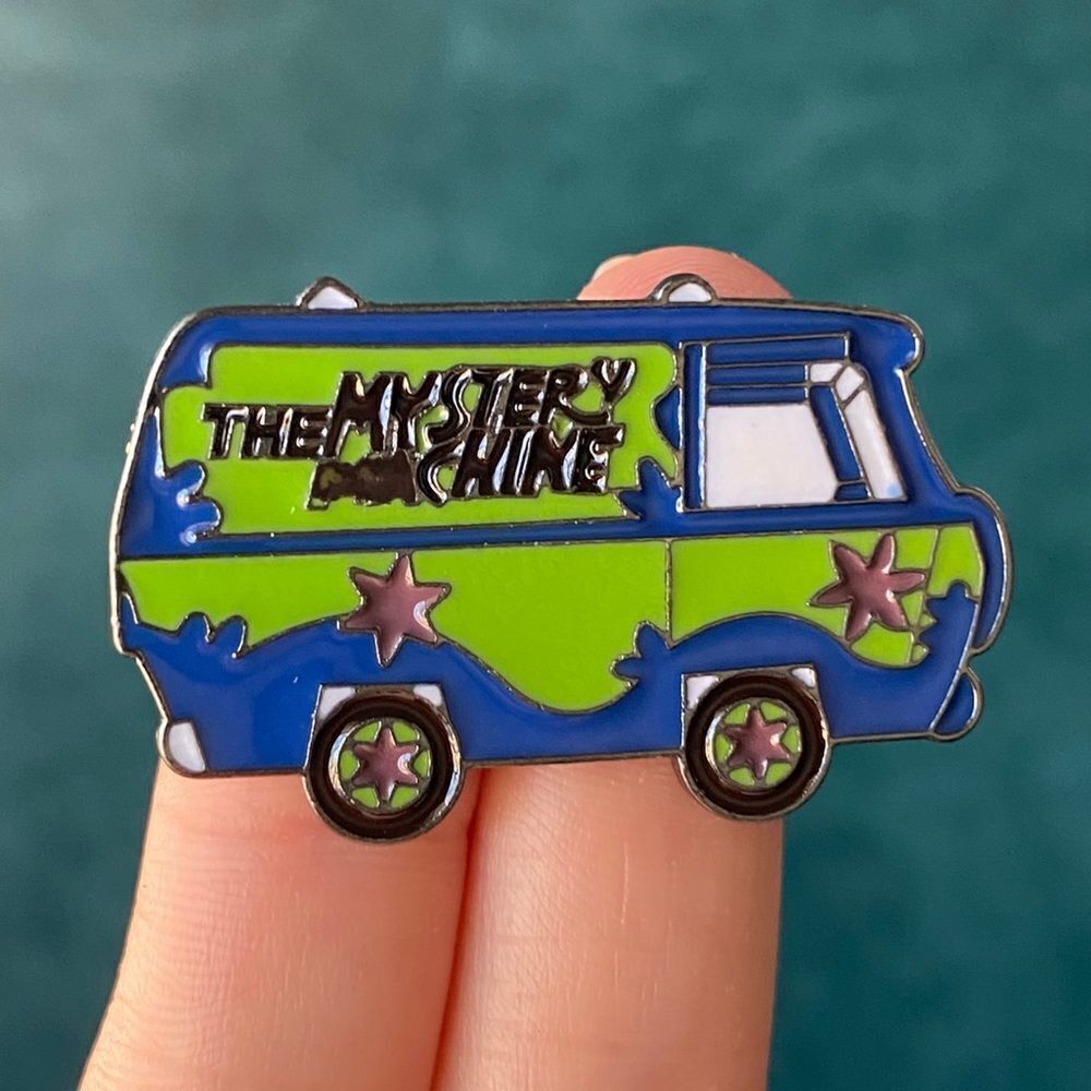 Mystery Machine Van Enamel Pin/ Brooch Lapel